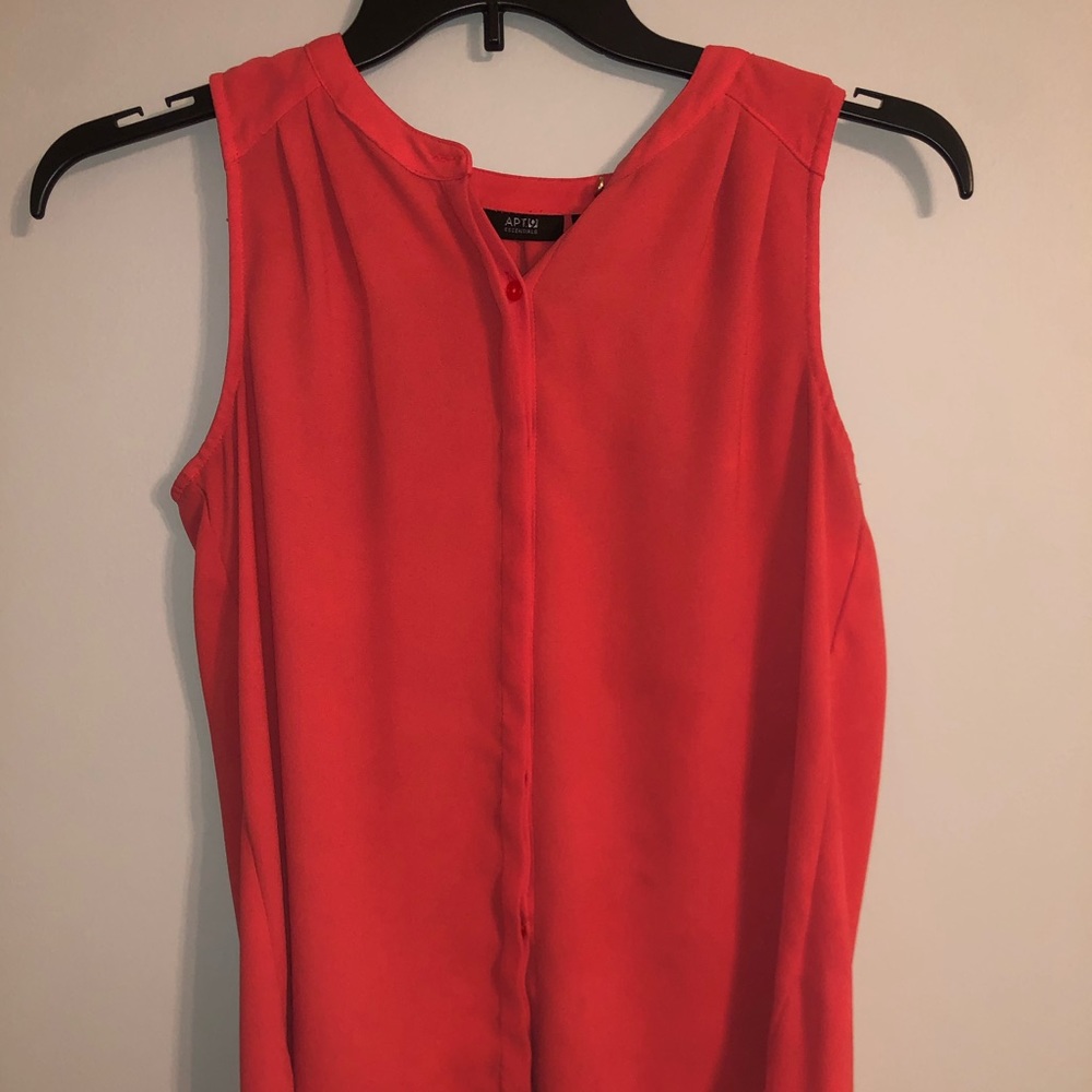 Bottom down blouse